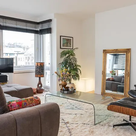 Daire Modern Luxury With Free Parking Space In The Center, Close To The