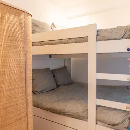 Modern Luxury With Free Parking Space In The Center, Close To The Apartamento *