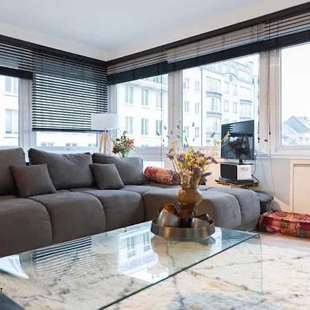 Modern Luxury With Free Parking Space In The Center, Close To The Daire Oostende